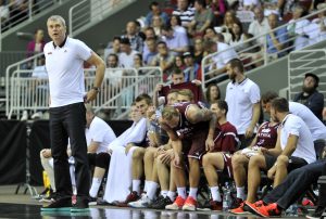 Latvijas izlase arēnā