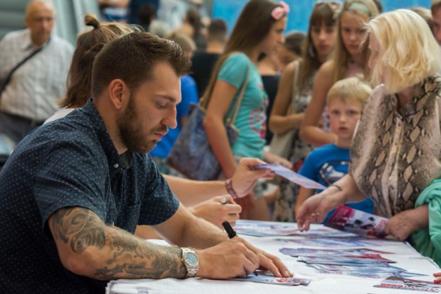 Hokeja diena t/c Spice Zemgus Girgensons